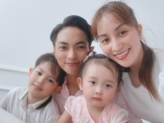 Thường xuyên đăng status buồn bã khiến khán giả lo lắng, Khánh Thi giải thích gì đây? - ảnh 1