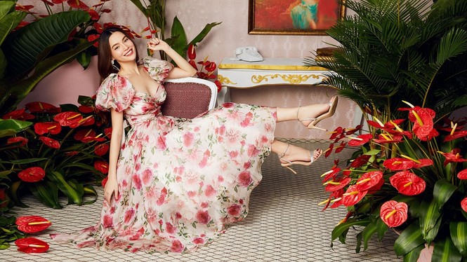 Được bốn mỹ nhân Việt “đụng hàng”, chiếc váy hoa này có gì đặc biệt đến thế? - ảnh 2