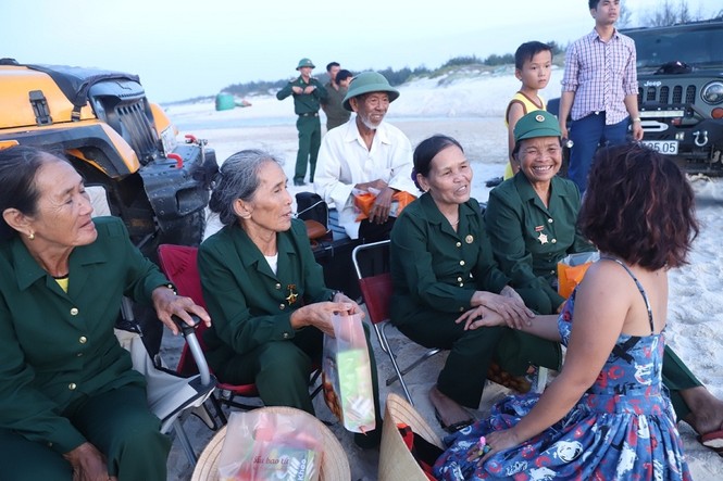 “Du ca- đi và hát”: Cùng Thái Thùy Linh mang âm nhạc đến mọi nẻo đường đất Việt - ảnh 3