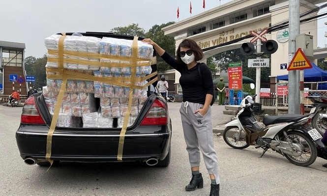 Thái Thùy Linh tiếp tục làm thiện nguyện: Kêu gọi góp khẩu trang cho y bác sĩ Đà Nẵng - ảnh 2