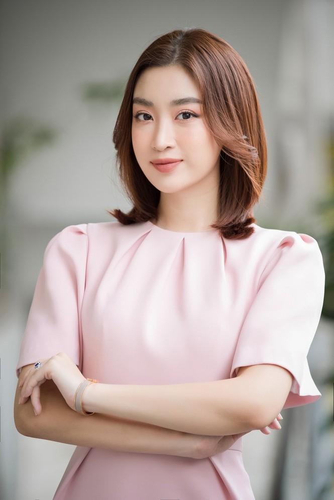 Vì đâu Hoa hậu Đỗ Mỹ Linh chưa mua nhà, mua xe dù tài chính dư dả? - ảnh 2