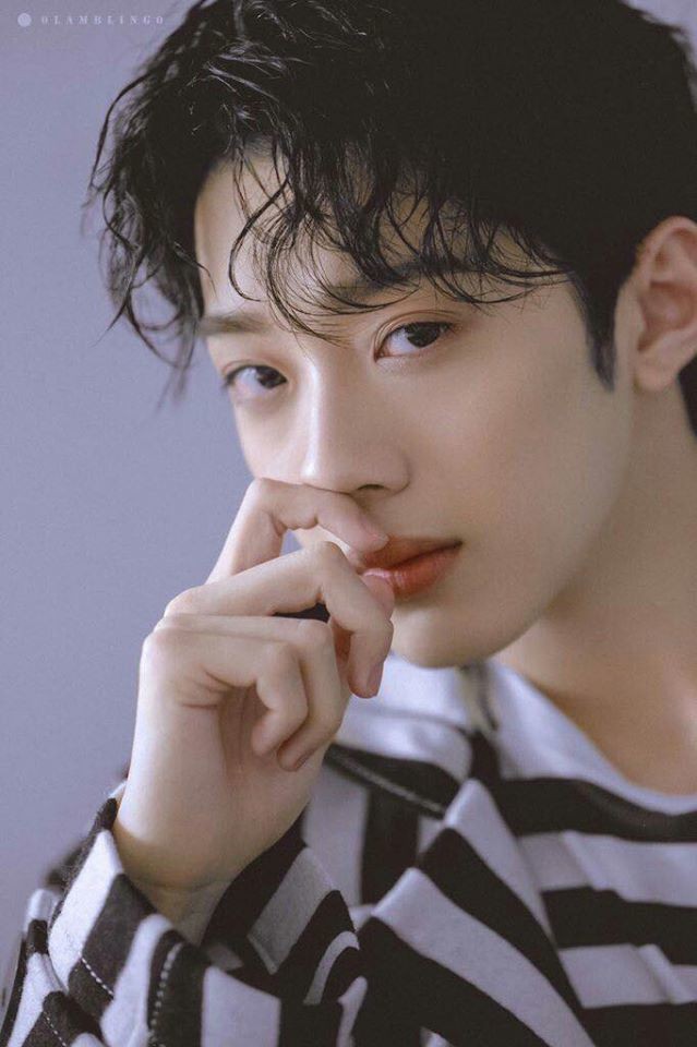 Hút thuốc rồi khạc nhổ bừa bãi, Lai Guan Lin (Wanna One) bị netizen đòi trừng phạt cực gắt - ảnh 4