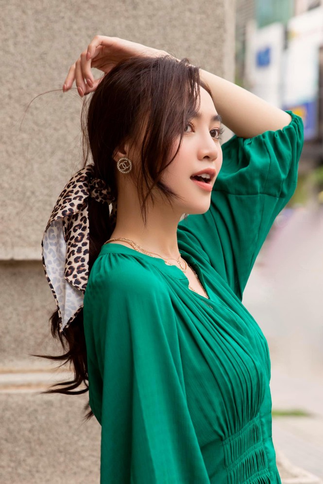 Bị đồn đoán thu nhập hàng năm lên đến 40 tỷ đồng, Lan Ngọc phản ứng ra sao? - ảnh 1