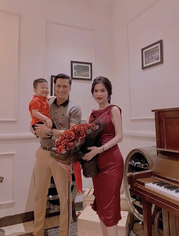 Việt Anh và vợ cũ có màn đối đáp tưởng vu vơ mà lại khiến nhiều người đỏ mặt - ảnh 1