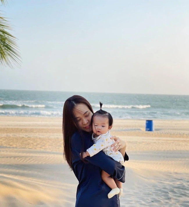 Yêu thương vợ là thế mà Cường Đô-la vẫn phạm phải sai sót khó đỡ khi đăng ảnh vợ con - ảnh 2
