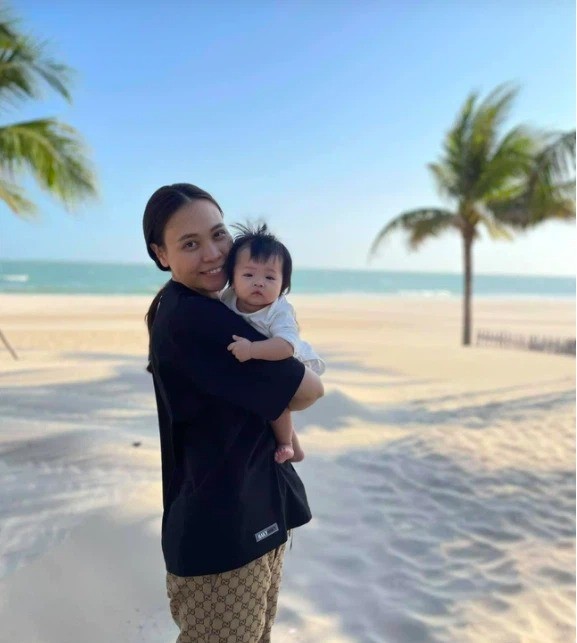 Yêu thương vợ là thế mà Cường Đô-la vẫn phạm phải sai sót khó đỡ khi đăng ảnh vợ con - ảnh 1