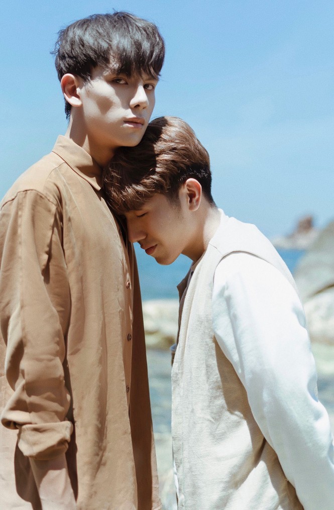 Á quân The Voice Đức Trí trở lại “đường đua” Vpop, khoe giọng ngọt lịm trong MV đẹp như mơ - ảnh 4