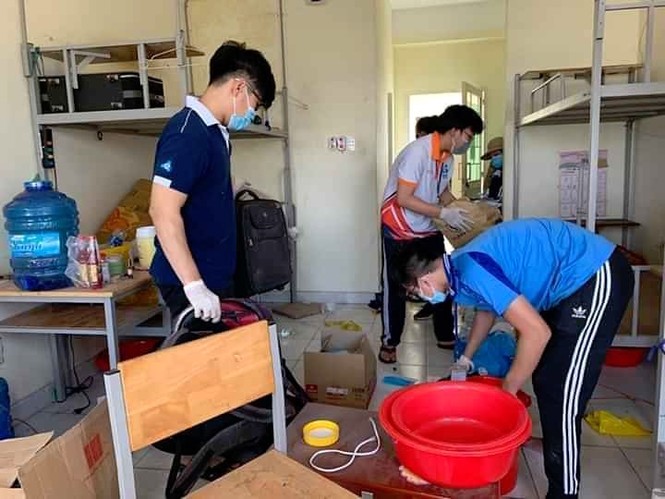 50.000 thùng carton đóng đồ cho sinh viên ký túc đón người cách ly Covid-19 - ảnh 18