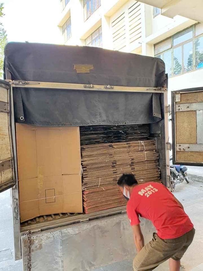 50.000 thùng carton đóng đồ cho sinh viên ký túc đón người cách ly Covid-19 - ảnh 7