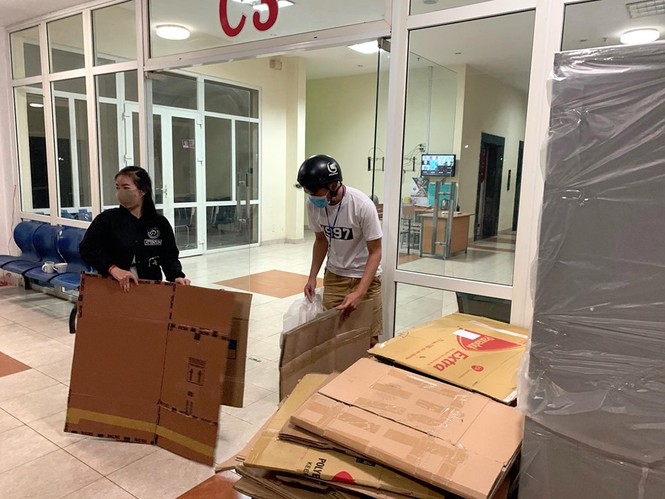 50.000 thùng carton đóng đồ cho sinh viên ký túc đón người cách ly Covid-19 - ảnh 13