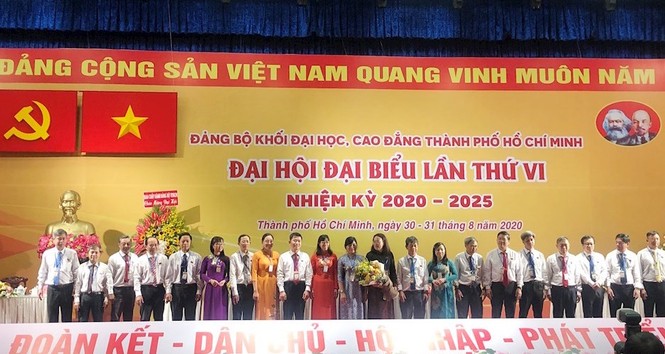100% giảng viên có trình độ sau đại học - ảnh 1