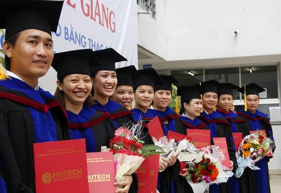Siết chặt đầu ra đối với thạc sĩ, tiến sĩ - ảnh 1