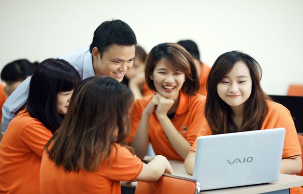 Trường đại học không dễ mua vắc xin COVID-19 - ảnh 1