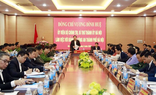 Bí thư Hà Nội: Không để lọt người có nguy cơ nhiễm Covid-19 ngoài cộng đồng - ảnh 1