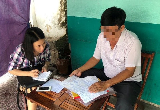 Mua bảo hiểm nhân thọ, khách hàng lo bị 'đem con bỏ chợ' - ảnh 1