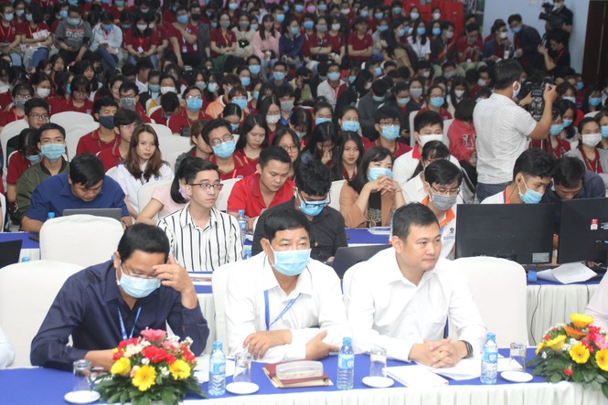 Báo Tiền Phong tổ chức tọa đàm “Đột quỵ gia tăng ở người trẻ - giải pháp nào để phòng ngừa - ảnh 5
