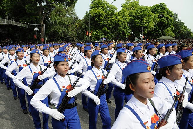 Cận cảnh những 'bông hồng thép' bảo vệ nhà máy, xí nghiệp - ảnh 8
