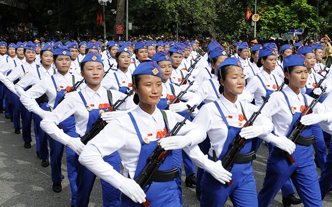 Cận cảnh những 'bông hồng thép' bảo vệ nhà máy, xí nghiệp - ảnh 6