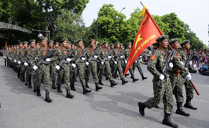 Xem lính đặc công oai phong mừng ngày Quốc khánh - ảnh 7