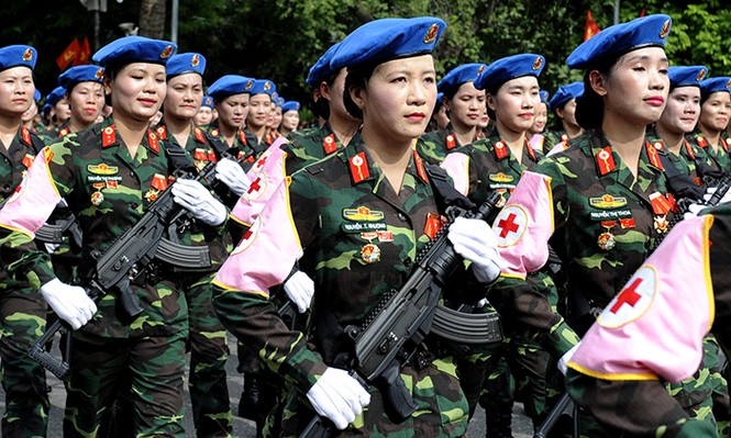 Rạng rỡ nữ chiến sỹ Quân y trong lễ diễu binh - ảnh 4