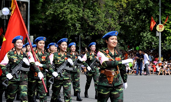 Rạng rỡ nữ chiến sỹ Quân y trong lễ diễu binh - ảnh 2