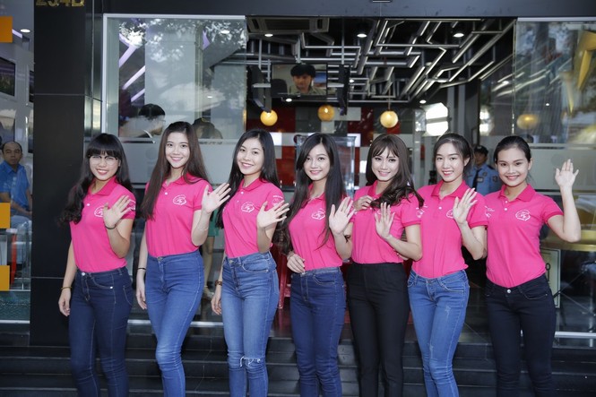 50 nữ sinh duyên dáng hội ngộ tại ngôi nhà chung - ảnh 7