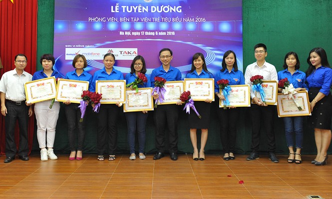 Tuyên dương 30 phóng viên, biên tập viên trẻ tiêu biểu - ảnh 2