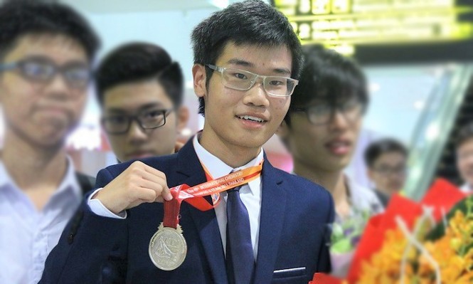 Giao lưu trực tuyến đề cử Gương mặt trẻ Việt Nam tiêu biểu năm 2017 - ảnh 1