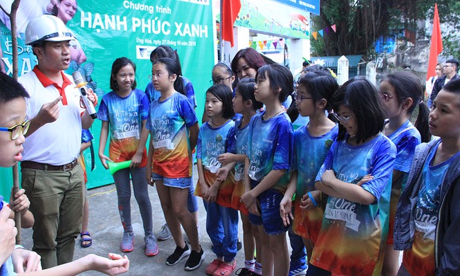 Nhiều gia đình nghệ sỹ đồng hành vì mục tiêu trồng 10.000 cây xanh - ảnh 2