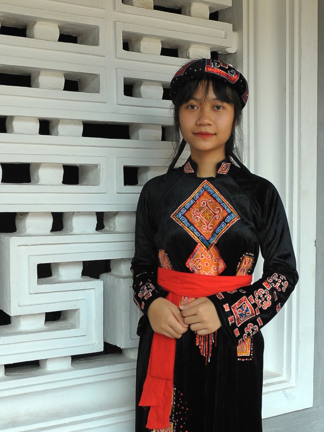Gặp hai nữ sinh xứ Tuyên xinh xắn, học giỏi - ảnh 2