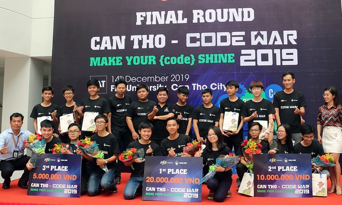 Ba học sinh THPT chiến thắng Codewar Cần Thơ 2019 - ảnh 1