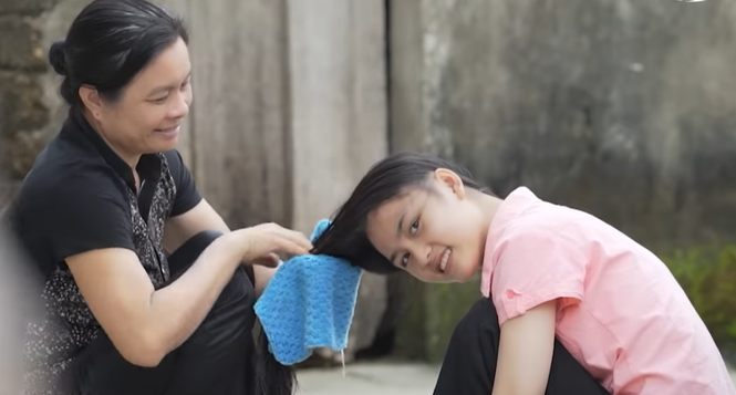 Nữ sinh xứ Nghệ ‘đốn tim’ với hình ảnh thôn nữ - ảnh 1