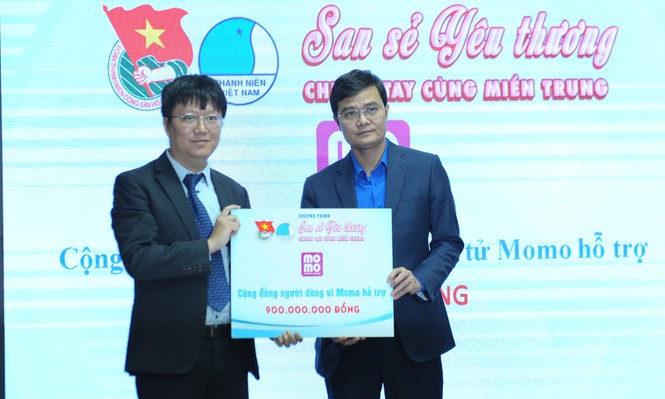 T.Ư Đoàn quyên góp hơn 20 tỉ đồng hỗ trợ đồng bào miền Trung bị lũ lụt - ảnh 3