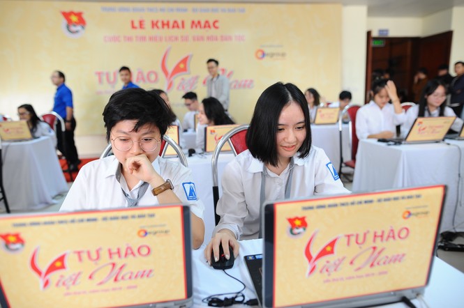 65 thí sinh dự vòng Chung kết cuộc thi “Tự hào Việt Nam“ - ảnh 1