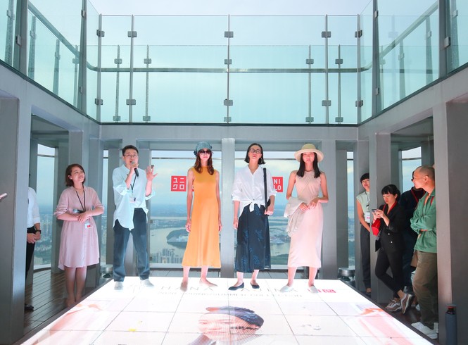 Giới trẻ Sài Gòn được tiếp cận phiên bản giới hạn UNIQLO x HANA TAJIMA - ảnh 3