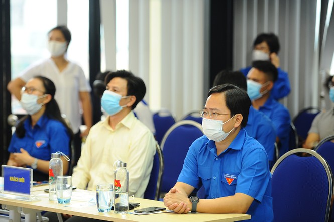 Trang bị kiến thức cho thanh niên để phát triển kinh tế - ảnh 1