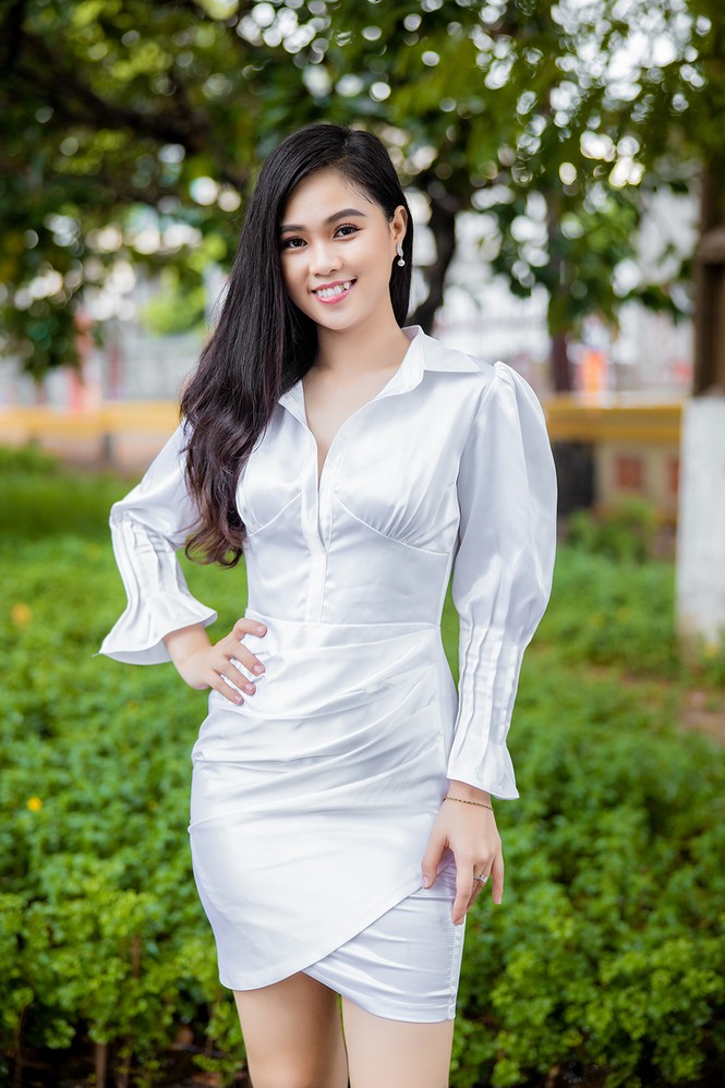 18 tuổi Hoa khôi Sinh viên từng bán trà sữa và đi dạy thêm - ảnh 6
