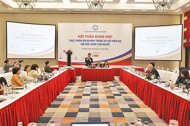 Những hiểu lầm khiến thực phẩm ăn nhanh gây hại cho sức khỏe trong giới trẻ - ảnh 1