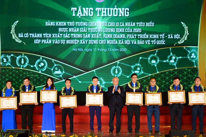 Vinh danh những nhà nông trẻ đạt doanh thu trên 1 tỷ đồng - ảnh 1