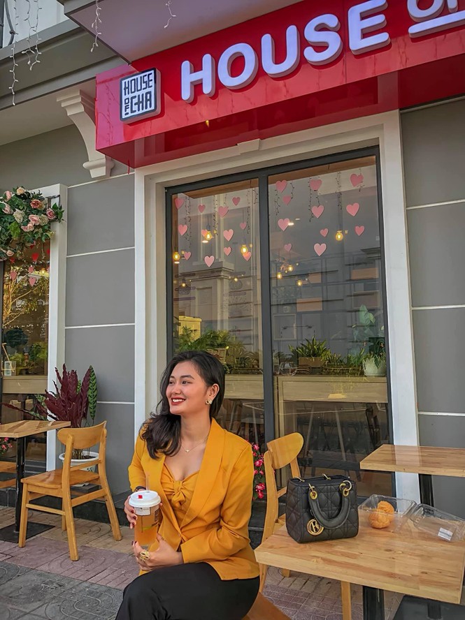 Nữ sinh viên trường Đoàn sở hữu góc nghiêng tuyệt đẹp - ảnh 7