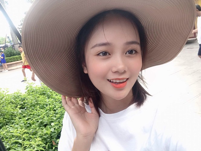 Nữ sinh viên Hàng hải được ví như “thiên thần học đường“ - ảnh 2
