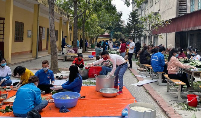 Hàng nghìn bánh chưng xanh gửi người dân và các lực lượng phòng chống dịch COVID-19 - ảnh 5