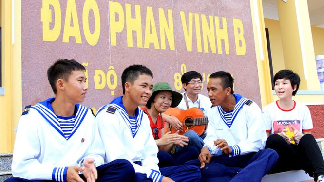 Chất thép và thơ ở Trường Sa - ảnh 1