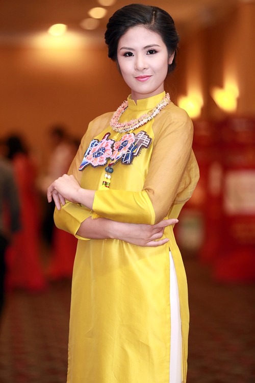Hoa hậu Ngọc Hân làm giám khảo “Người đẹp xứ Thanh 2014