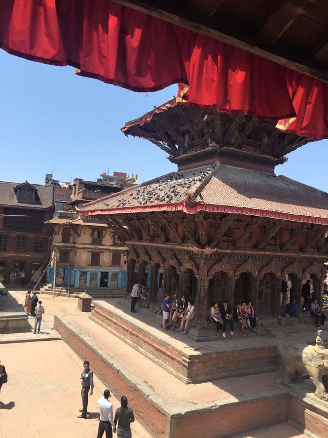 Tường trình từ Nepal: 6 tiếng kinh hoàng giữa tâm động đất - ảnh 3