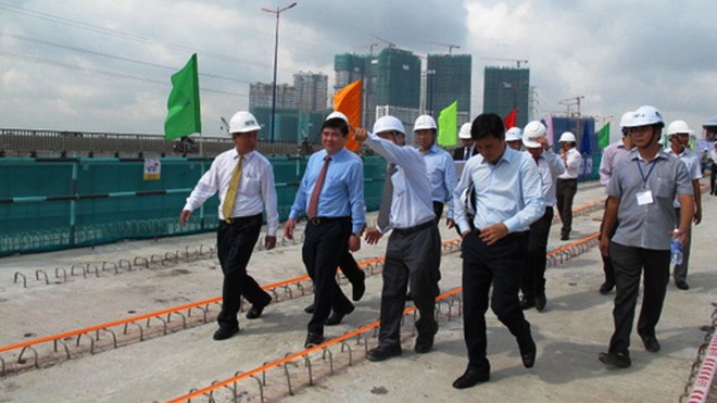 Hợp long cầu metro Sài Gòn tuyến đường sắt đô thị số 1 - ảnh 1