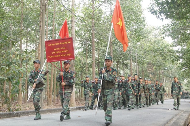Tân binh Trung đoàn Gia Định trên thao trường đất thép Củ Chi - ảnh 12