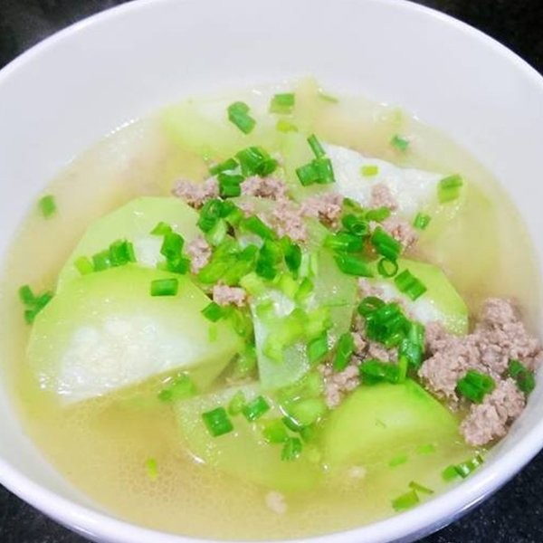 Các loại rau củ, hoa quả là ‘thần dược’ với người bị gout - ảnh 3