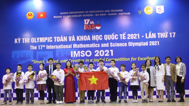 Việt Nam giành 2 Huy chương Vàng Olympic Toán học và Khoa học quốc tế - ảnh 1