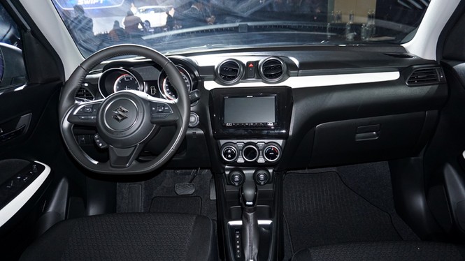Suzuki Swift 2018 nhập khẩu sẽ khó khăn khi cạnh tranh tại Việt Nam - ảnh 5